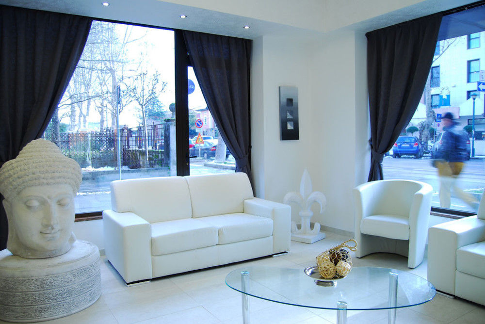 Of Art Venice Lloyd Hotel 3*